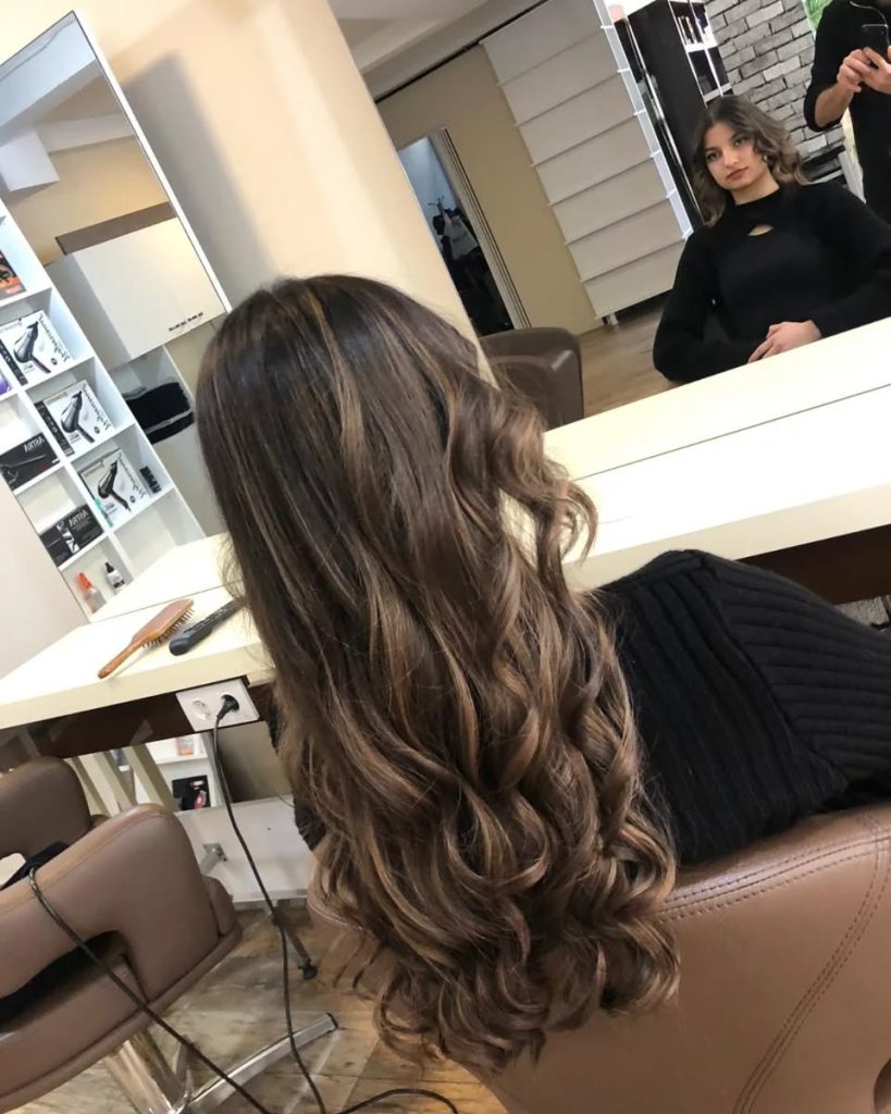 Esenyurt Bayan Saç kesimi